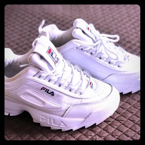 White Fila disruptor 2